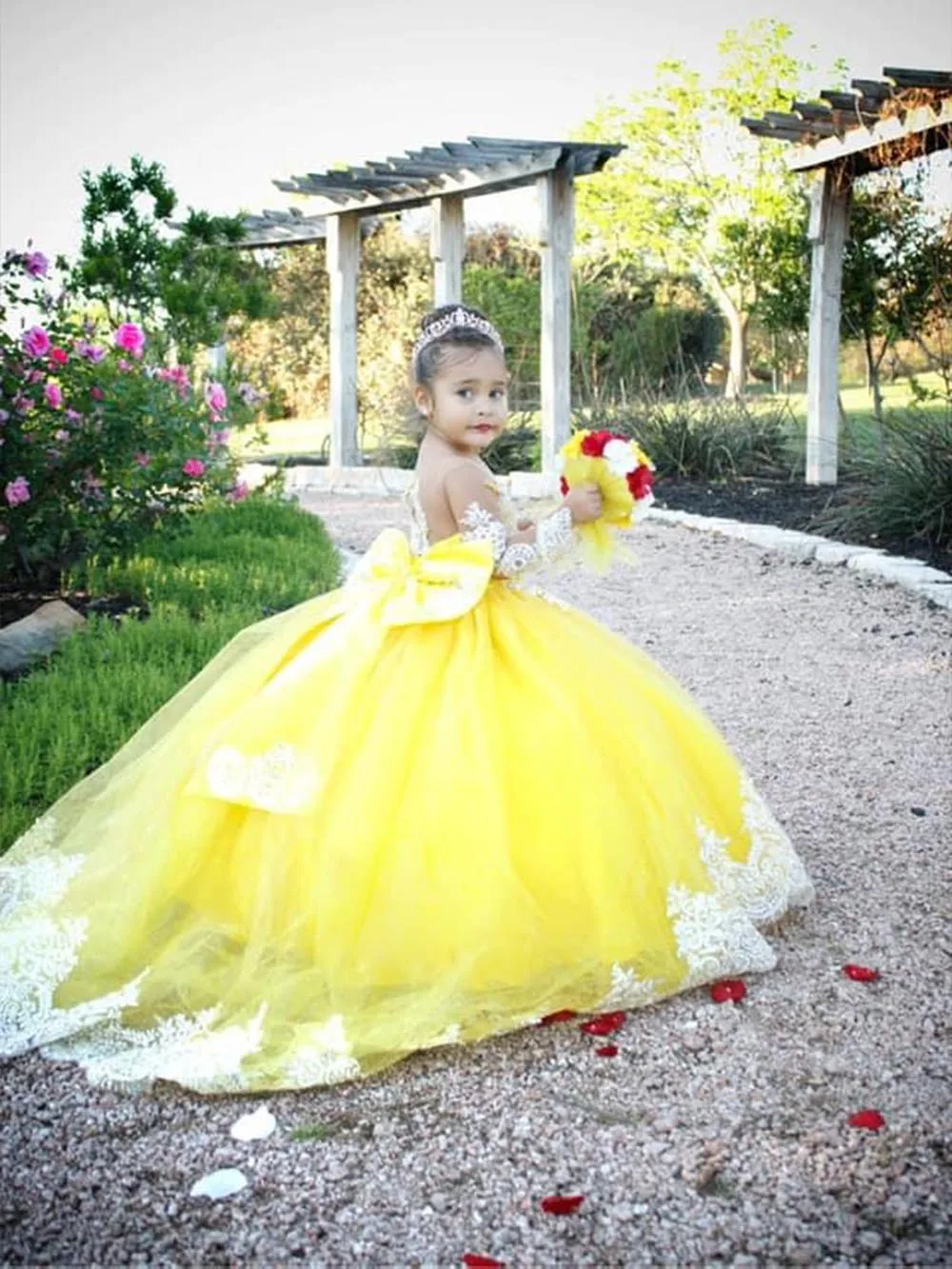 Yellow Flower Girl Dresses for Wedding Beaded Lace Toddlers Princess Pageant Gown Full Sleeves Communion Birthday Party Dress