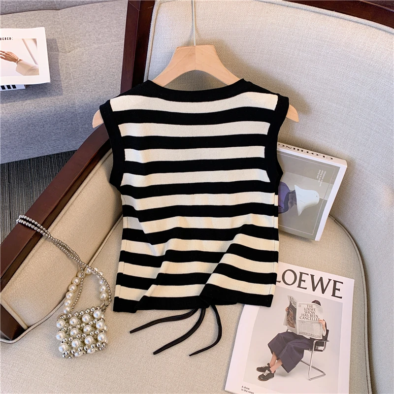 Stereo Flower Striped Slim Knit Vests Women Crop Tops Sleeveless O-neck Stylish Elegant Fashion Chic Ladies Knitwear Jumper 2023