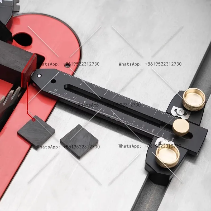 Dispositif auxiliaire de positionneur de parallélisme de correcteur de compteur de cadran de scie de Table