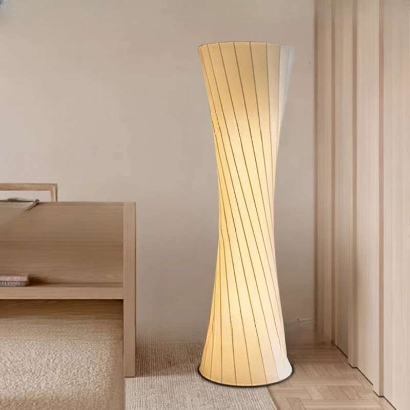 

Japanese-style wabi **** personality modern high-end living room sofa side hotel engineering villa fabric hotel floor lamp