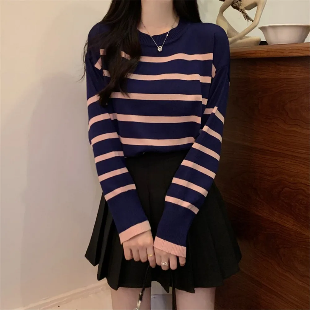 

Simple V-neck Stripe Long Sleeve Top Thin Slim Fit Y2k Patchwork Knitwear Pullover Lapel Stripe T-Shirt Female