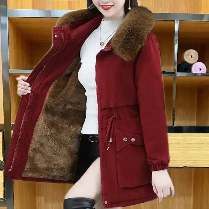 Chaqueta gruesa acolchada de algodón para madre, abrigo de imitación de Cachemira Noble para mujer, Parker, ropa de abrigo holgada coreana de largo medio para invierno
