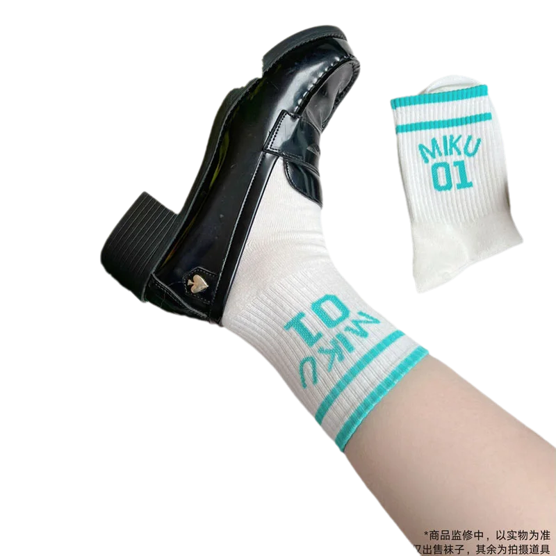 Kawaii Hatsune Miku mid-calf socks cartoon animation peripheral comfortable versatile lightweight breathable sports cotton socks