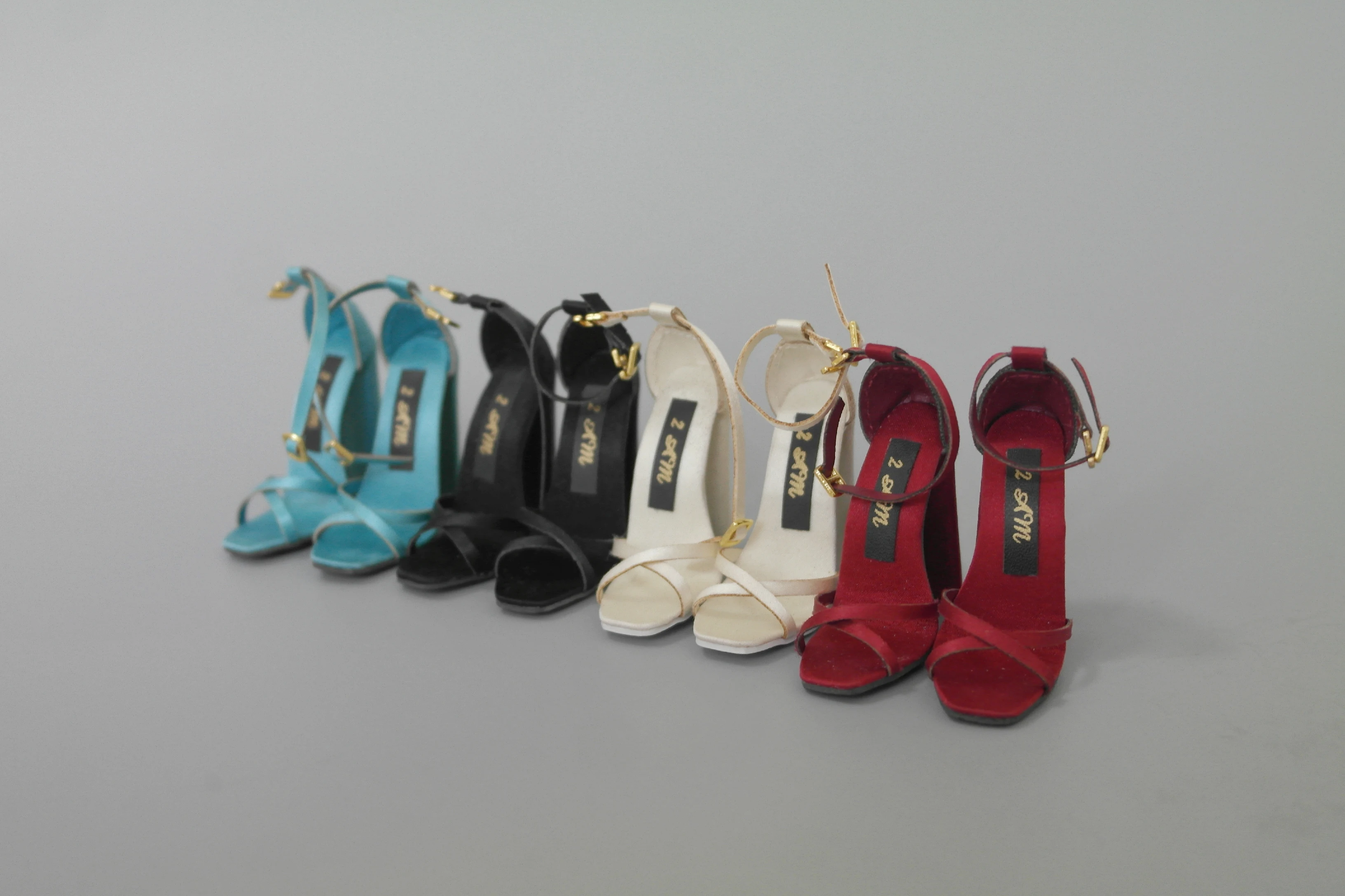 D03-P727 children toy BJD DD SD MSD   1/4 accessories Cross strap thick heel sandals super high heels 1pair