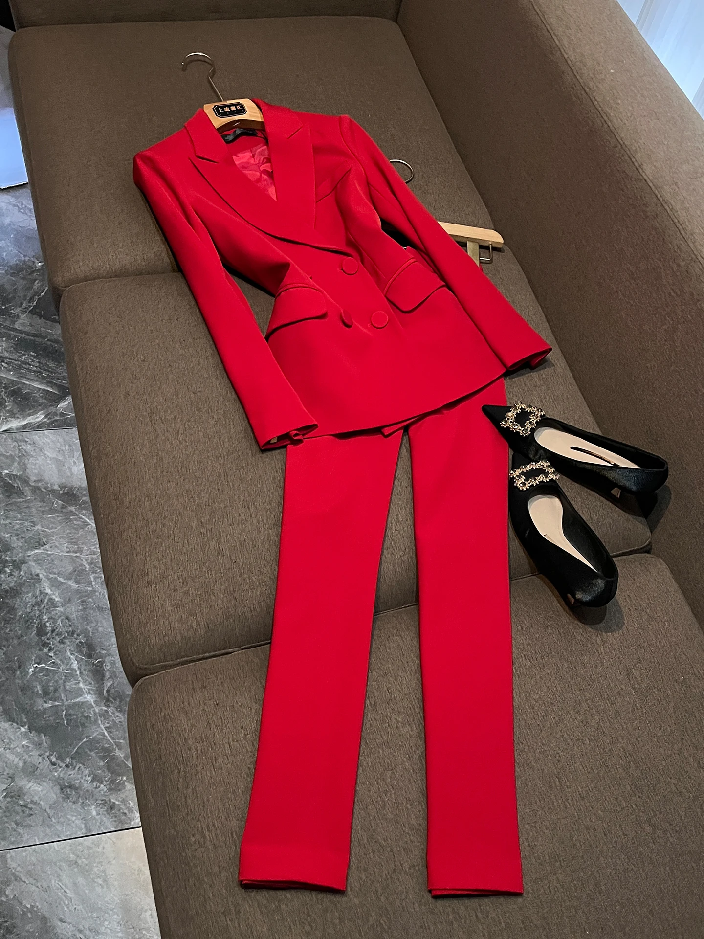 

Костюм-двойка женский красный, профессиональный, для офиса, весенний, деловой, с длинным рукавом и брюками, Z955, новинка 2026, модный