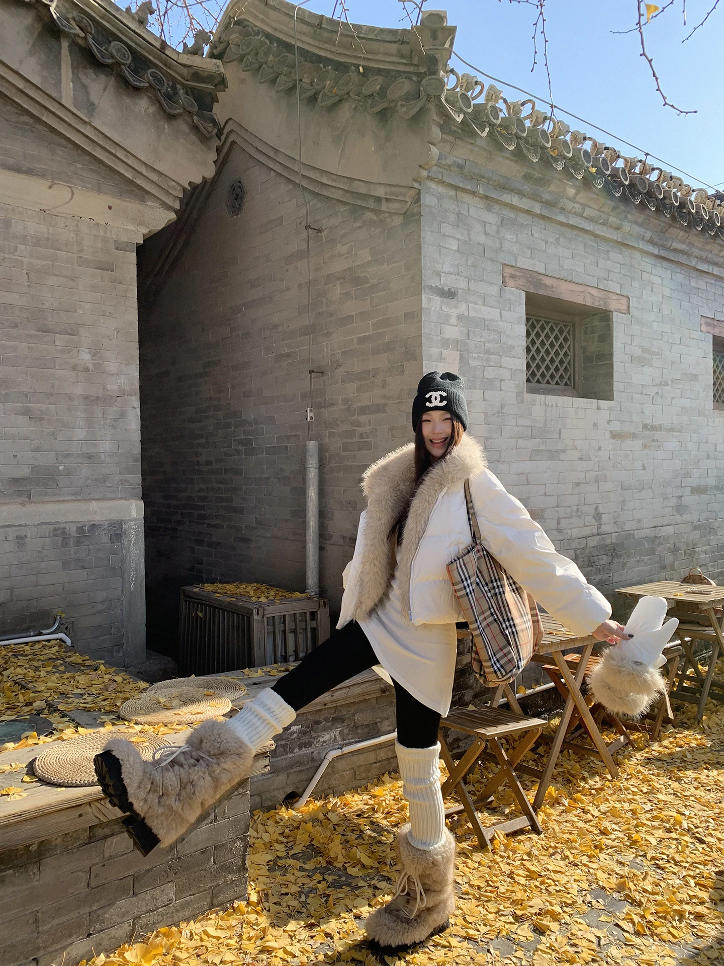 ホワイトダックダウンジャケット女性の冬の新しいスタイル 90% ホワイトダックフェザーカラー美しい冬のアウターコート女性