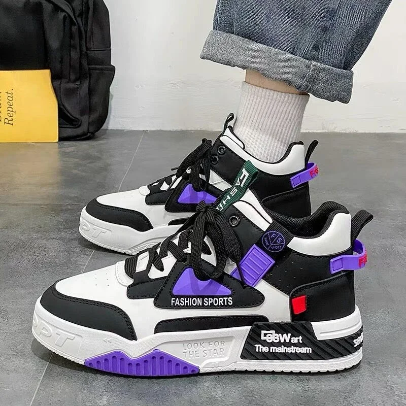 

The Latest Fashion Flat Shoes Casual Sneakers Rubber Chunky Sneakers Walking Style Skateboarding Shoes