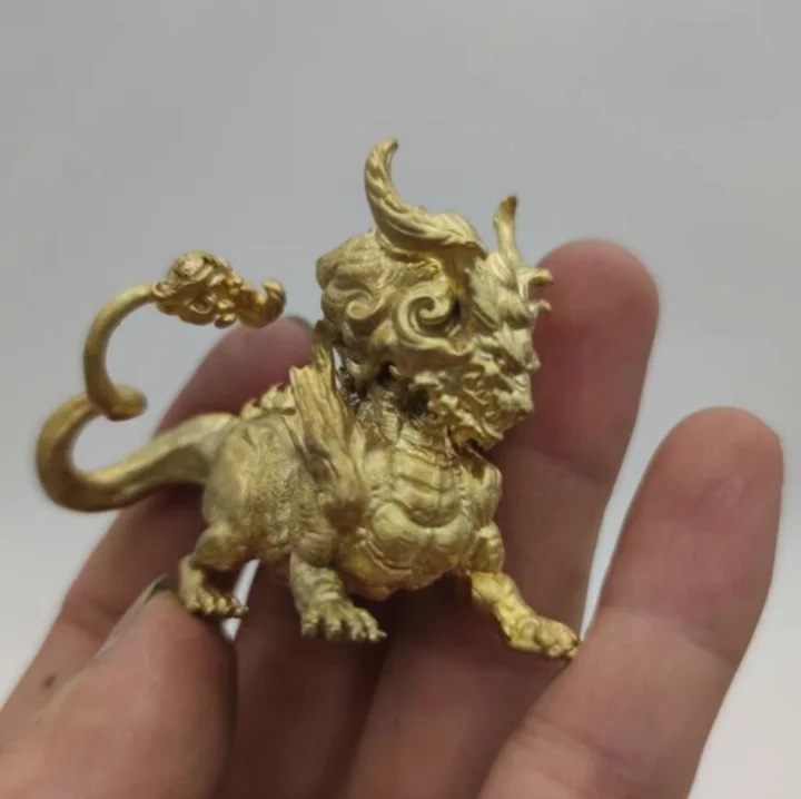 中国の青銅銅像手彫りバットマンの置物