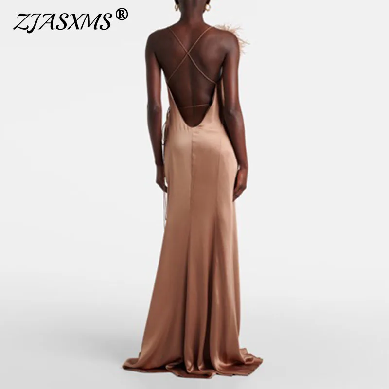 Neues V-Ausschnitt Spaghetti-Träger Feder-Maxikleid Damen Frühling Elegantes Satin-Kleid mit Hohem Schlitz Partykleider Sommer Rückenfreies Boho Langes Kleid