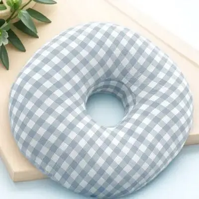

Comfortable Ear Piercing Pillow with Hole for Side Sleepers Anti Pain Sleeping Support Round Design Piercing Sleeping Pillow