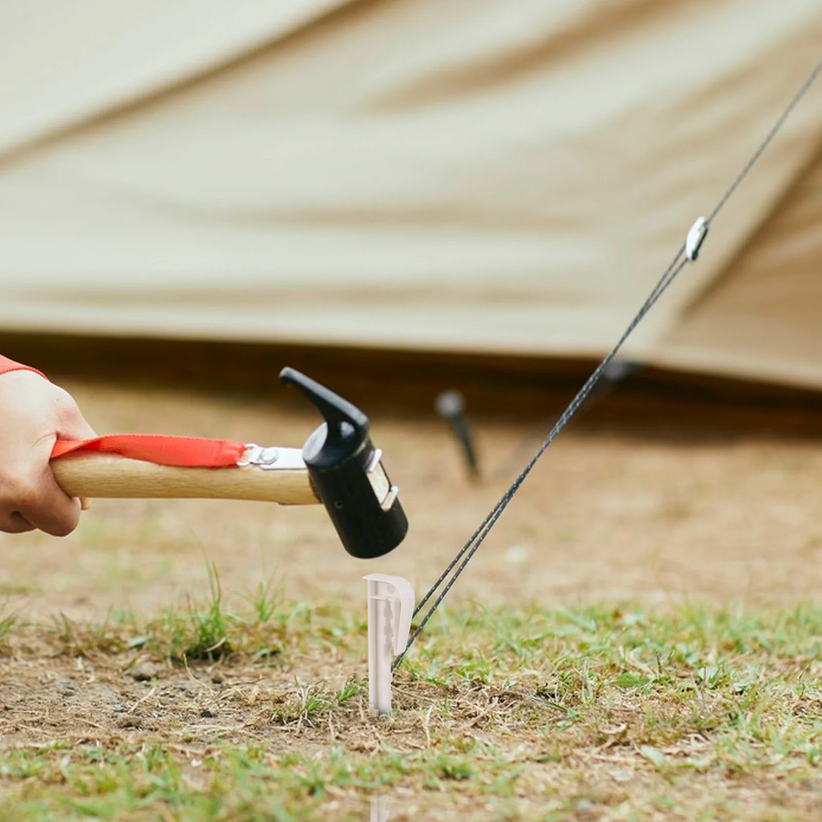 

20Pcs Plastic Outdoor Tent Stakes Beach Pegs Canopy Stakes Gardening Camping Ground Hooks Outdoor Tent Pegs Climbing Nail Stake