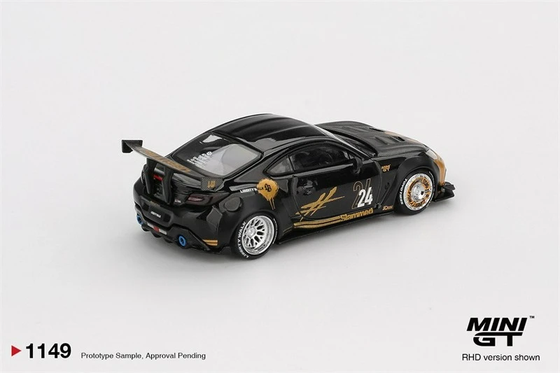(พรีออเดอร์) กล่องบลิสเตอร์ - MINI GT 1:64 GR86 LBNation รถโมเดลสะสมไดแคสต์สีดำทอง