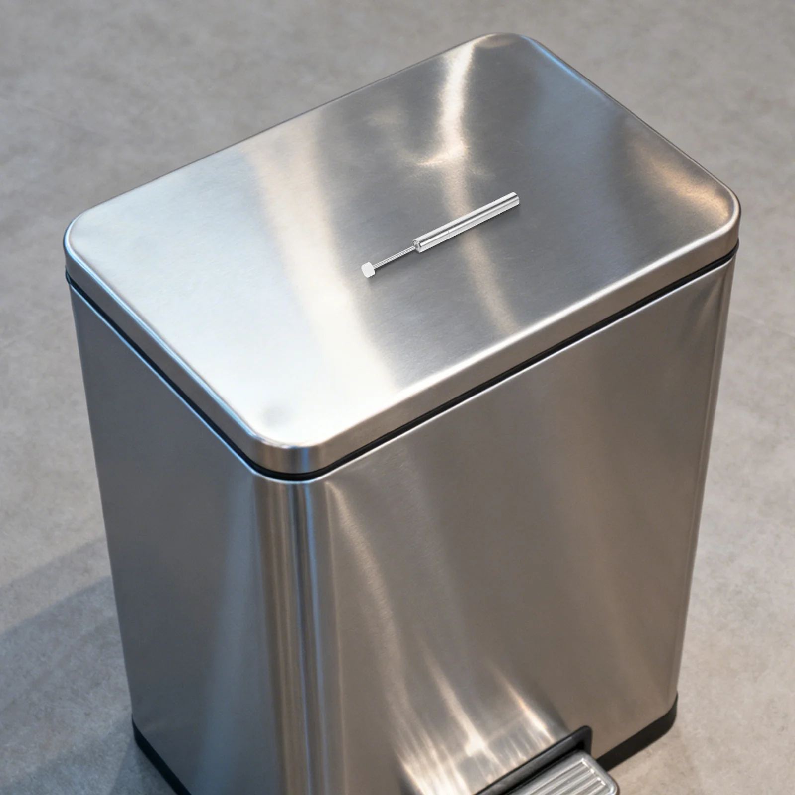 

Plastic Lid Replacement Kit for Trash Cans Smooth Close Damper Mechanism Noise Vibration Reduction Household Upgrade