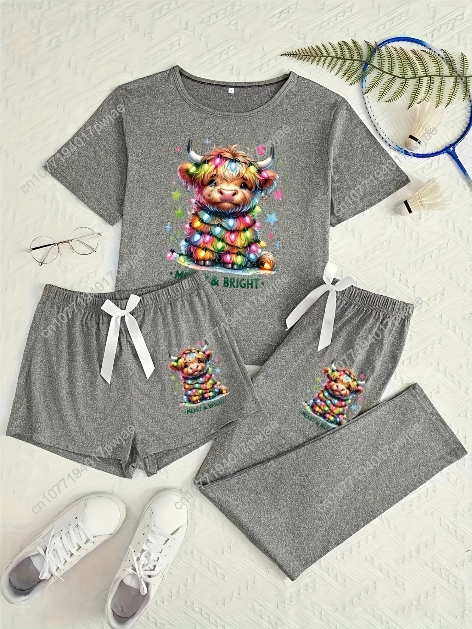 

[Cute | Christmas Set] 3pcs Women's Set - Cute Highland Cow Christmas T-Shirt & Pajama Set | "Merry Baa-y & Bright" Scottish Say