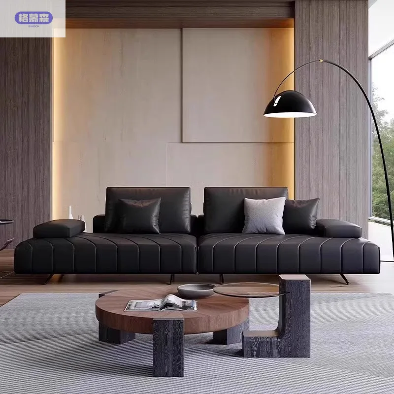 Italienisches einfaches Roland-Sofa aus verdicktem Rindsleder, modernes, minimalistisches Wohnzimmer, schwarzes, gerades Ledersofa aus Leder