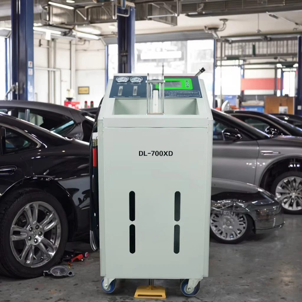 DL700XD DC12V Automatic Engine Lubrication System Flush  , Oil Circuit Cleaner for Metal Iron Car Motorcycle Engine
