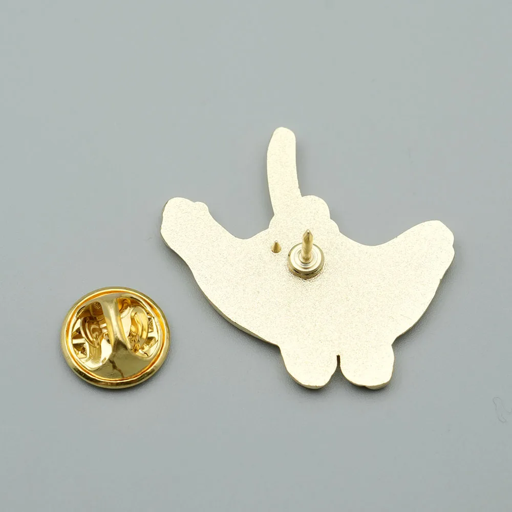 Devil Fish Badge Creative Pancake Shaped Brooch Novelty Cartoon Marine Animal Enamel Pin Fashion Jewelry Lapel Accessories Gift