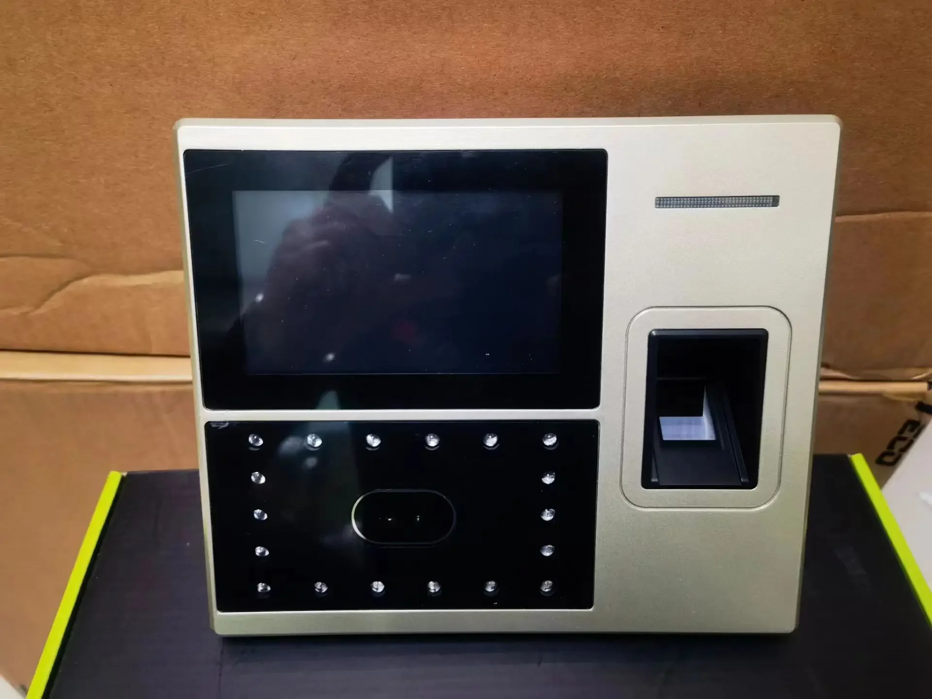 ZK uFace800 3,000 Face Reader Biometric Door Access Control Facial Recognition Fingerprint Time Attendance Machine