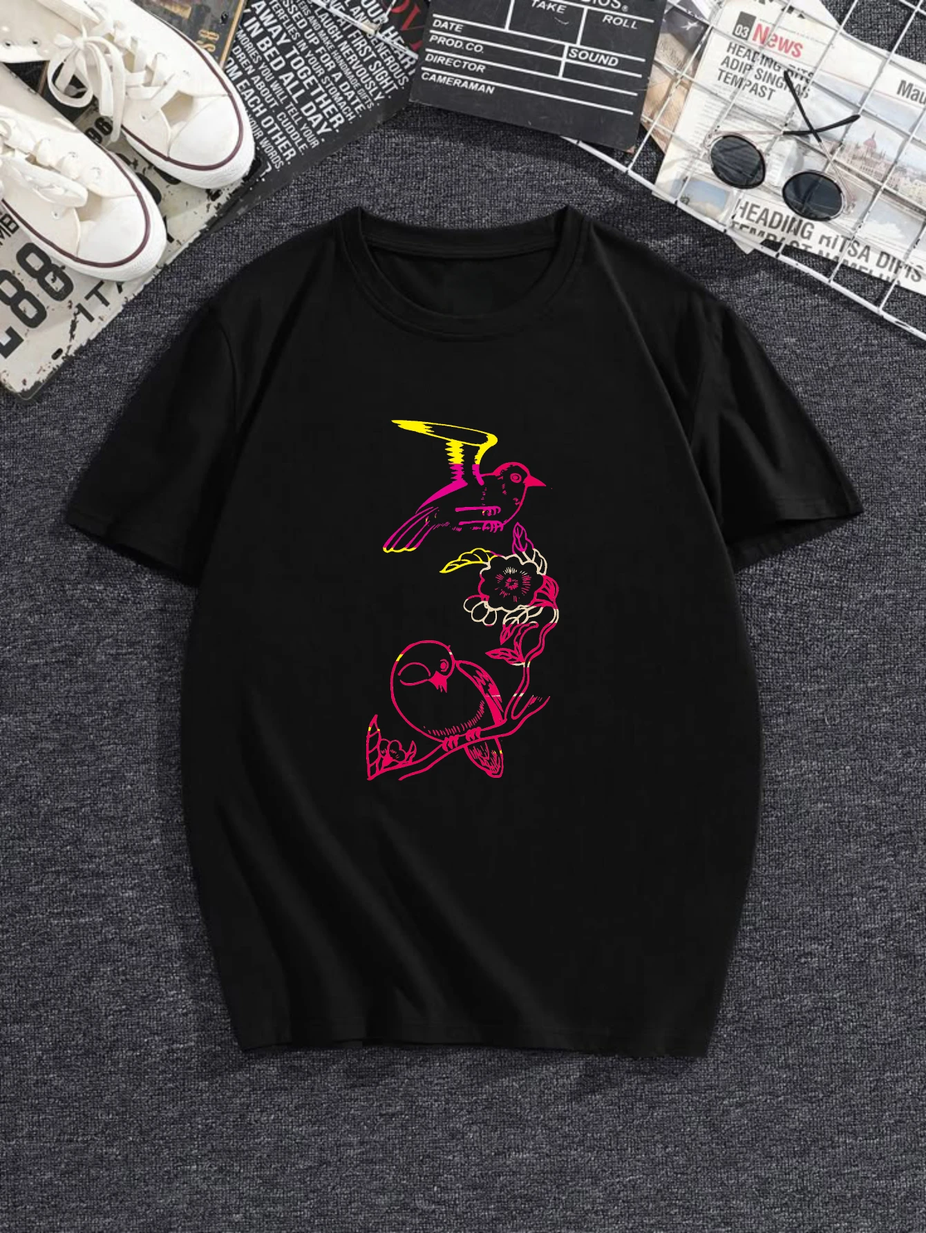 

Women's T-shirts Chinese style Christmas Women's clothing y2k tops Casual 100% cotton Birds With Neon Accents printed tee sty