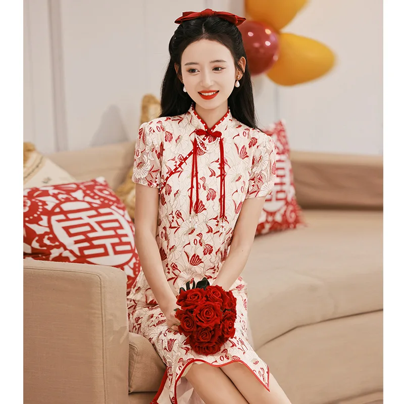 Cheongsam kobiety chiński stylowa sukienka elegancka koronka kwiat Qipao Vintage mandaryński kołnierz przedsionek ulepszona suknia suknia bankietowa