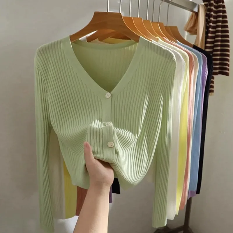 2024 New Women Cardigans Sweater V-neck Spring Autumn Knitted Cashmere Cardigans Solid Single Breasted Womens Knitwear Sweaters