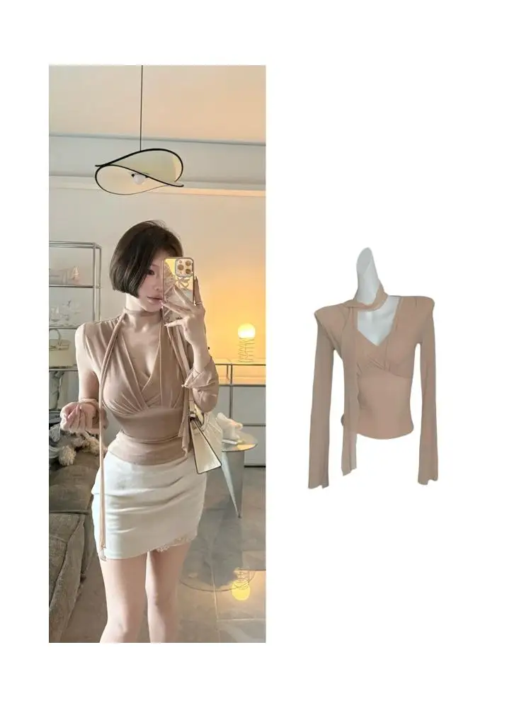 

Pure Color Slim Fit V-Neck Long Sleeve Women's Sexy Mesh Bell Sleeve Top Citywalk Anti-Wrinkle Easy Care New 2026