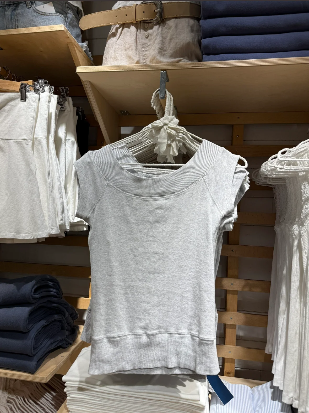 グレー コットン スリム 半袖 Tシャツ レディース 夏 リブ編み スクープネック ベーシック Tシャツ プレッピースタイル スイート シンプル Y2K トップス ティー 新作