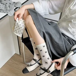 Giapponese scava fuori calzini lunghi donna ragazze pizzo dolce fiocco calzino Casual equipaggio sciolto Sox Streetwears estate sottile calze a tubo medio