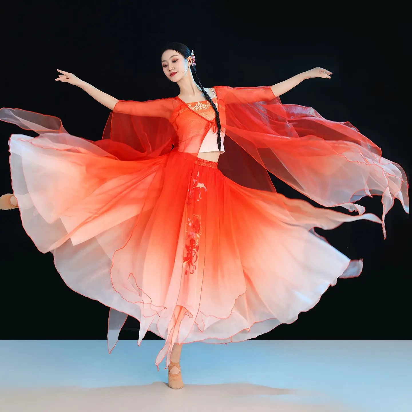 

Wide Sleeve Sheer Top & Full Skirt for Body Training, Chinese Performance Classical Dance Gauze Clothing Performance Stage Suit