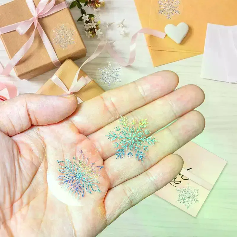 500 Sheets/roll Transparent Snowflakes Stickers Christmas Tags Stickers For Kids Gift Baking Package Envelope Decor Stationery
