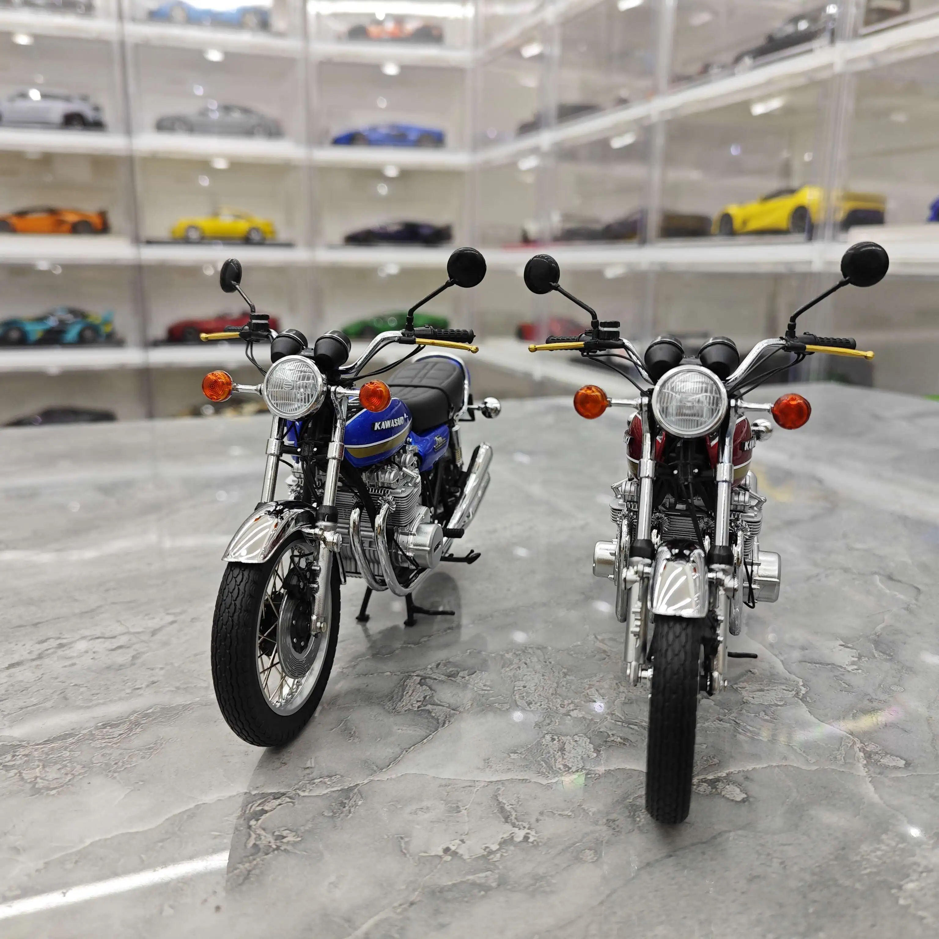 Minichamps 1:12 Z1 900 SUPER 4 1972 Simulação Edição Limitada Liga de Metal Estático Modelo de Motocicleta Brinquedo Presente