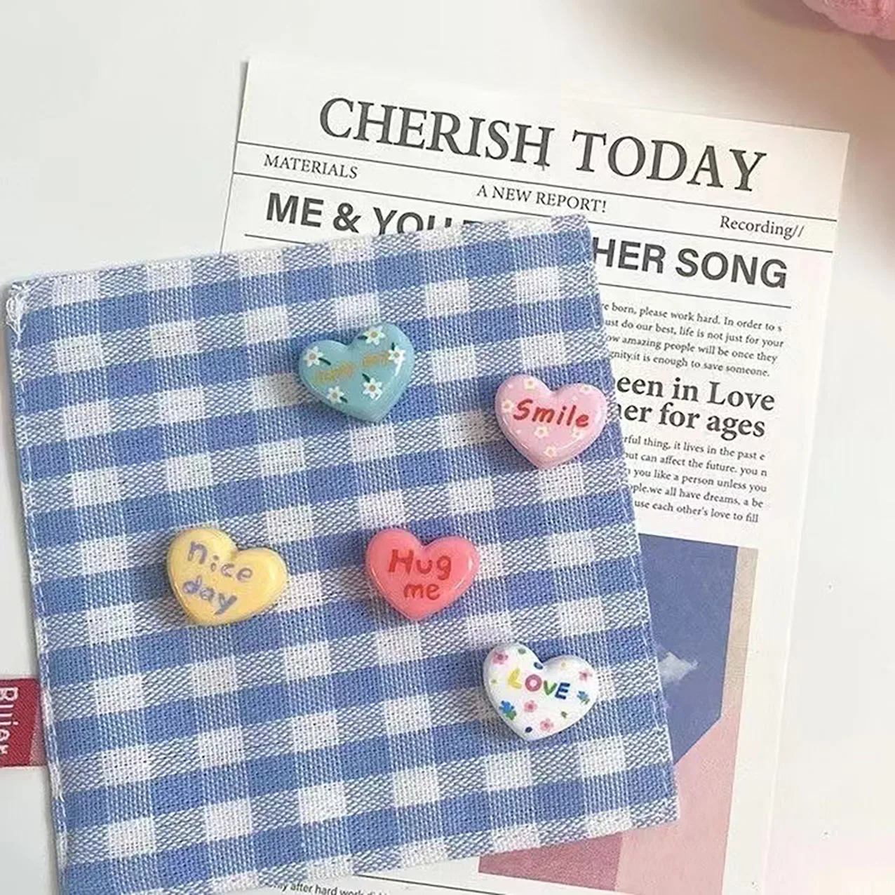5/10pcs English letter heart-shaped refrigerator magnets suitable for refrigerator, office, home, whiteboard decoration