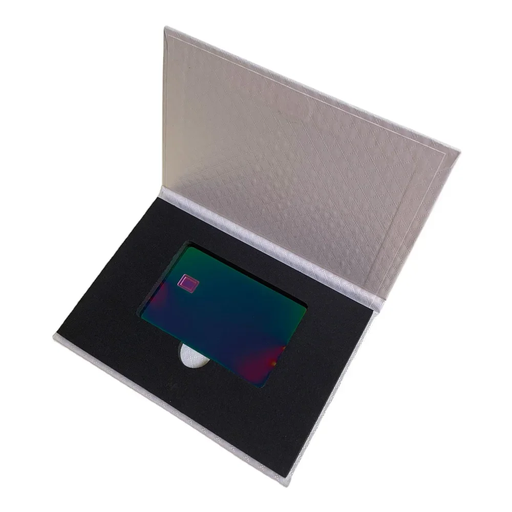 

Custom Luxury Business Card Boxes White Magnetic Gift Card Boxes VIP Trading PVC Credit Card Box