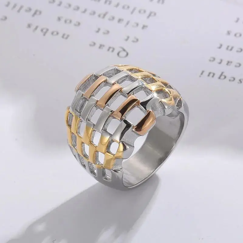 

ELegant Woven Mesh Stainless Steel Large Rings For Women Girl Simple Half Edge Fishnet Shape Rings Femme Wedding Party Jewelry