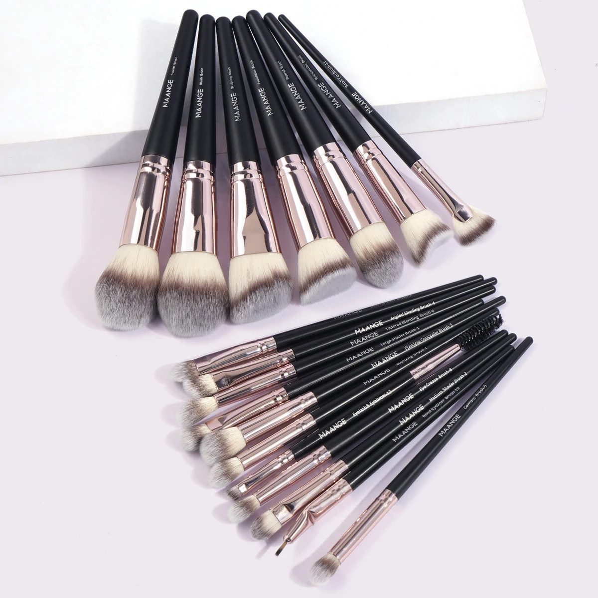 MAANGE 18PCS Makeup Brushes Set Foundation Concealer Eyebrow Eyeshadow Soft Dense Bristles Cosmetic Makeup Tools for Liquid