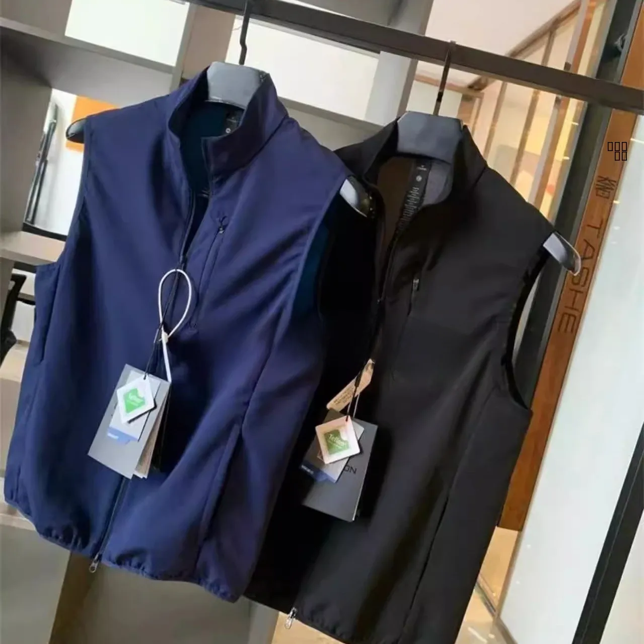 

Модный спортивный жилет Leavo Johnson для пар, с капюшоном, на молнии, стандартный крой, молодежный, осенний, повседневный стиль