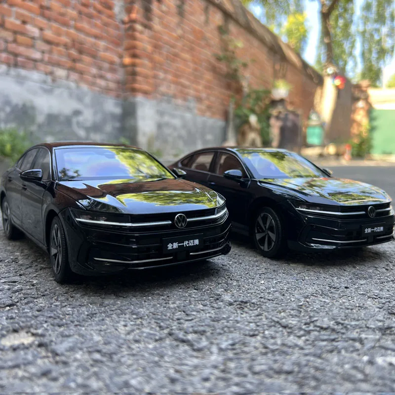 Dealer Edition Car Model,1:18 VW Magotan 2024 B9,Europe Passat B9,Diecast Model for Collections,Display and Gift for Friends