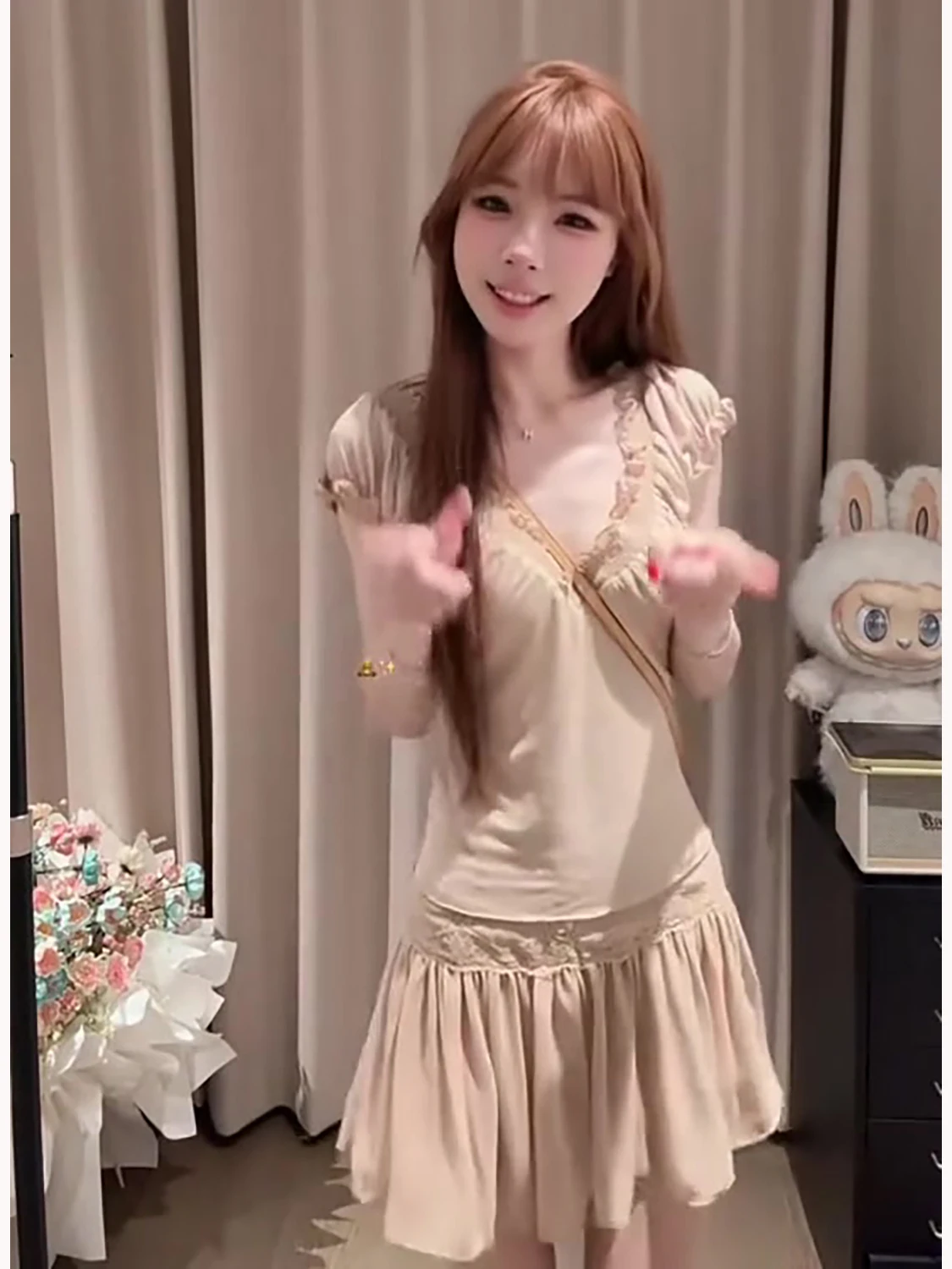 Korean Tea Set - Koreanischer Stil Weicher Milchtee-Farbton Rüschen-T-Shirt-Top mit