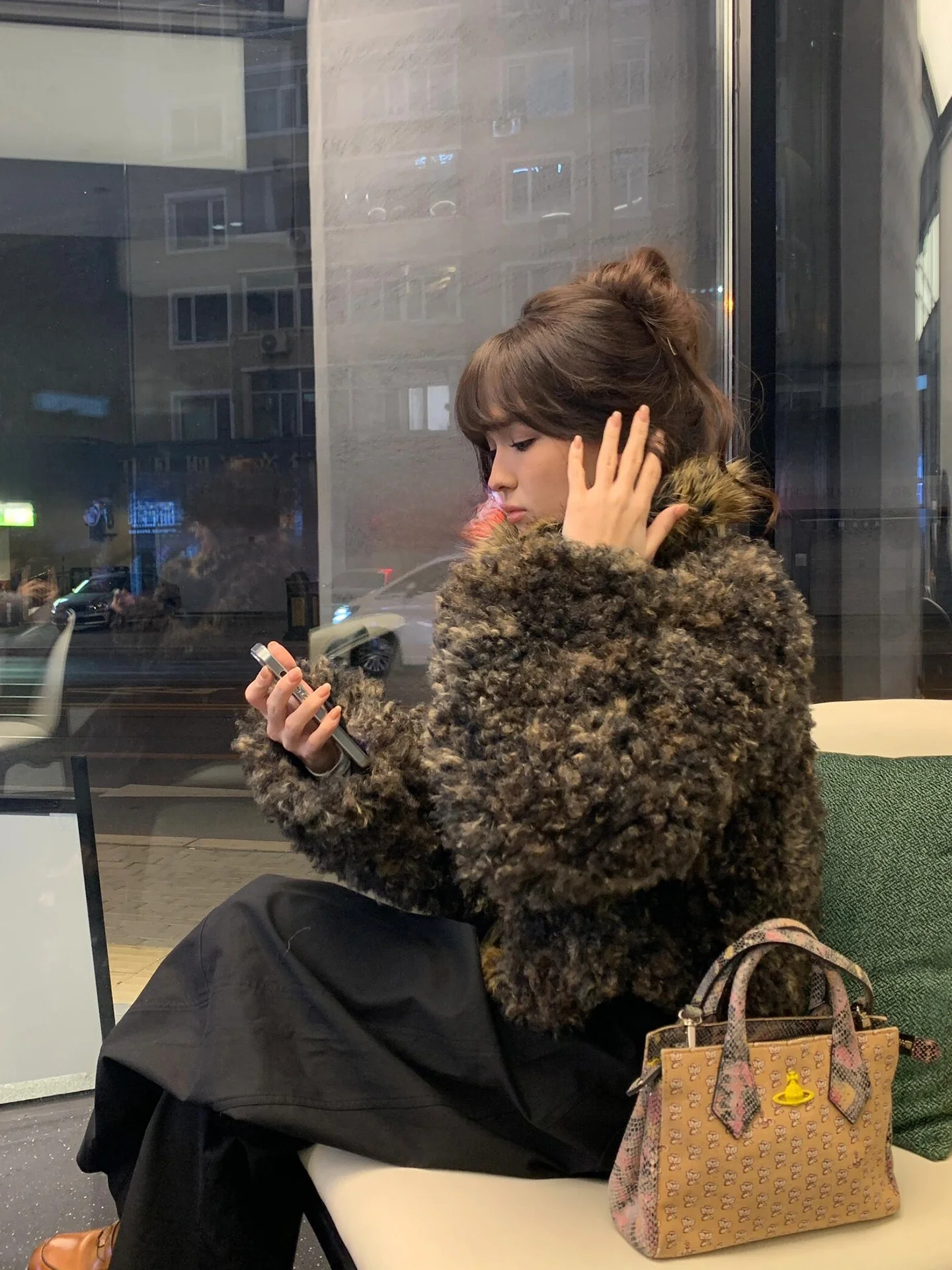 Jaqueta Feminina Coreana de Pele de Cordeiro Curta, Casaco de Couro Ecológico Quente e Corta-Vento, Fácil de Limpar, Casual, Manga Longa