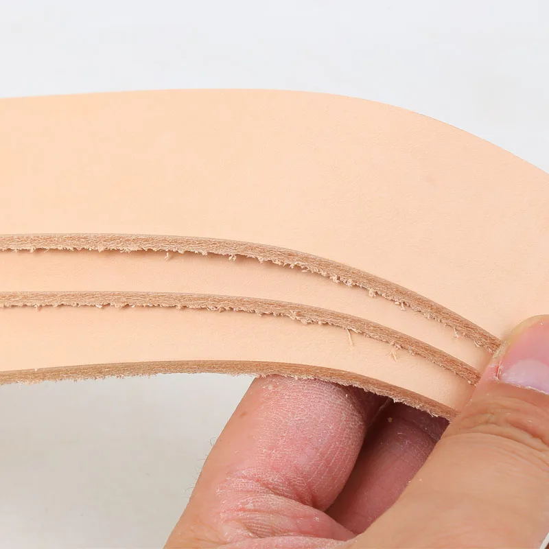 Originalfarbe, Naturfarbe, Rindsleder der ersten Schicht, pflanzlich gegerbtes Leder, 3,5 mm dickes, steifes Lederband, Taschenriemen, Schulterriemen – Detail 4