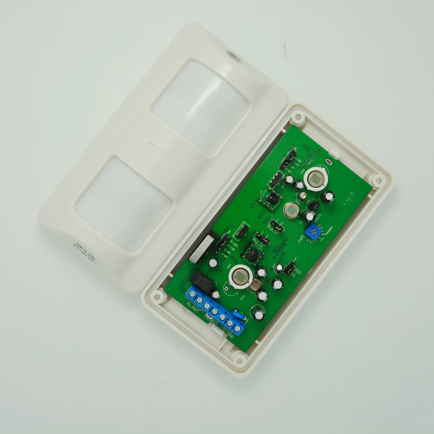 

1Pcs Outdoor Wire Infrared Microwave Detector Movement Trigger PIR Motion Sensor Intruder Alarm NC/NO Relay Output Options