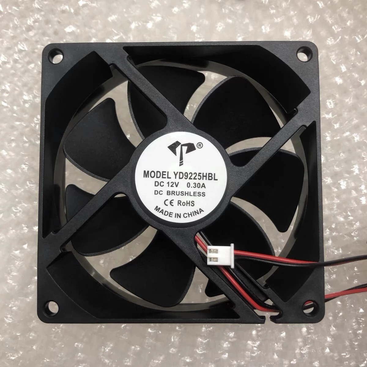 

YD9225HBL DC 12V 0.30A 90x90x25mm 2-Wire Server Cooling Fan