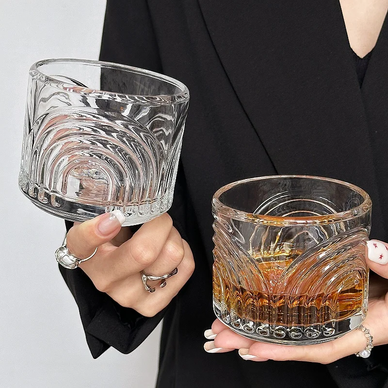 Light Luxury Stackable Whiskey Glass Set High-end Embossed Patterned Wine Bottle Home Party Transparent Classical Wine Cups