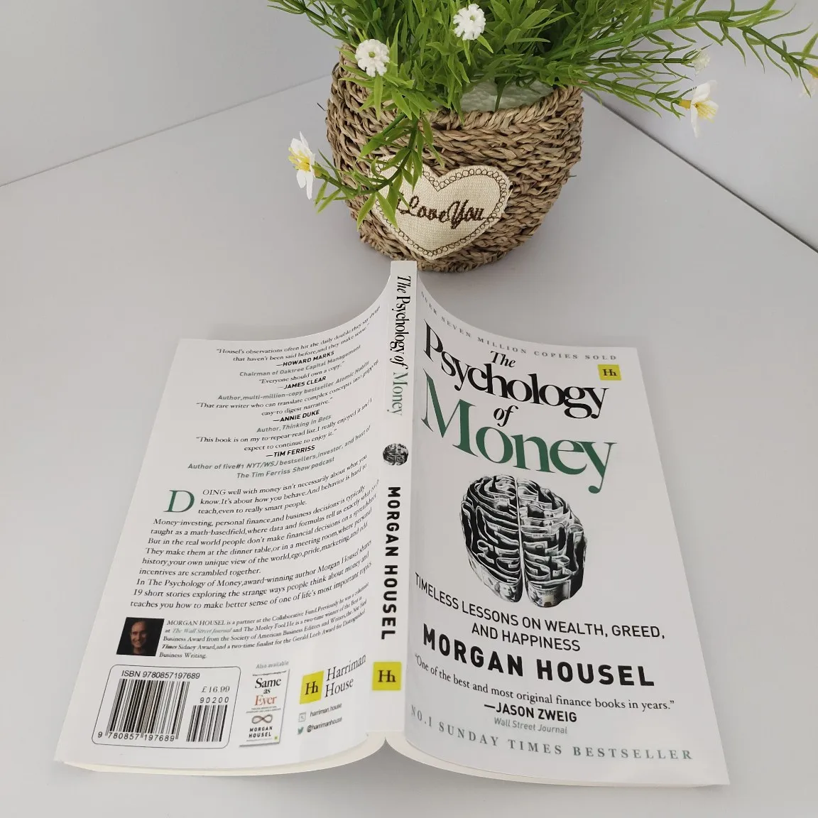 -2027The Psychology of Money Books for Adults, Timeless Lessons on Wealth, Greed Happiness Business Books....。。。。