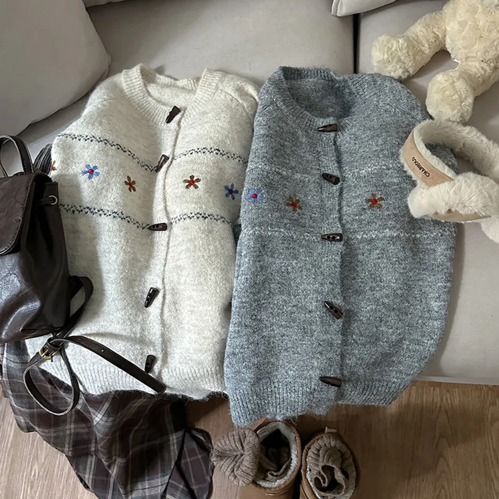 المرأة محبوك مفتوحة الجبهة سترة معطف مطرز زر فضفاض تنوعا الخريف الشتاء Faion الكورية Sle طويل Sve