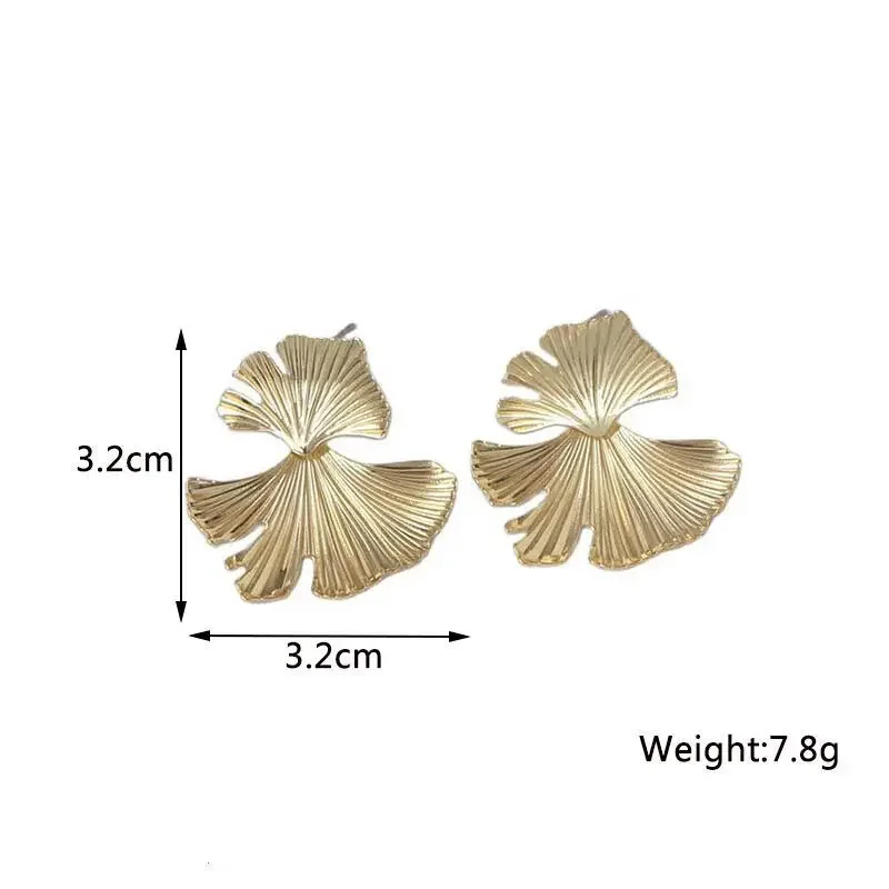 Bohemian Personal Geometric Gold Color Drop Ginkgo Leaf Earrings For Women Statement Jewelry Accessories Trend Custom Jewelry