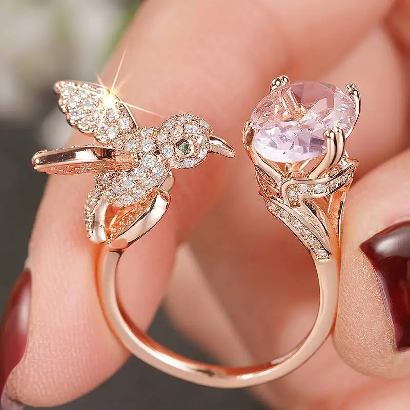 Huitan Damen-Ring in Vogelform, eingelegt, glänzend, groß, rosa, Zirkonia, süß, Party, Alltag, Accessoires, niedlich, zart, Schmuck, Geschenk