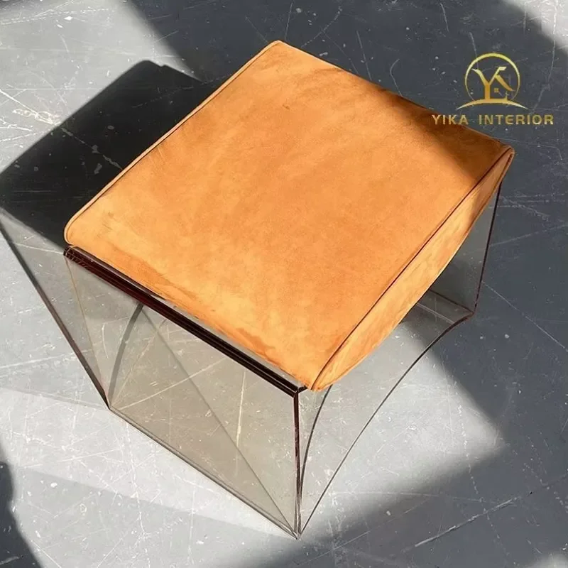 Creative Acrylic Smile Stool Modern Minimalist Low Seat for Living Room Bedroom Home Decor Shoe Changing Bench Unique Design