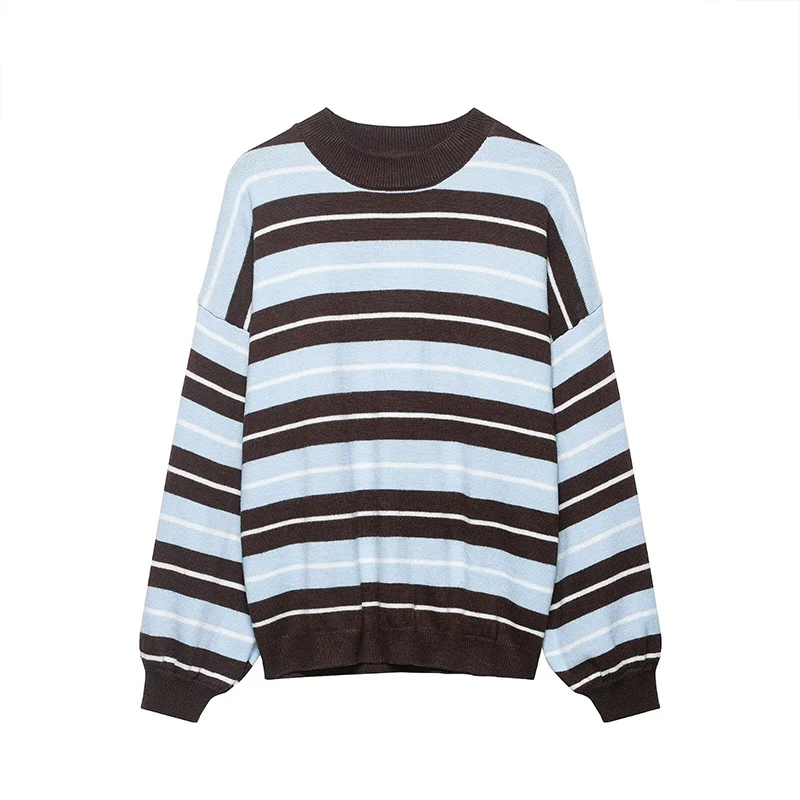 blue sweate 02