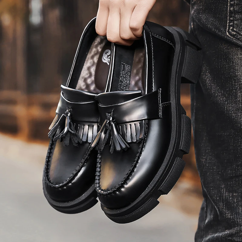 2024 Men Casual Leather Shoes Brand Moccasin Oxfords Driving Shoe Men Loafers Moccasins Dress Shoes For Men Italian Tassel Shoes